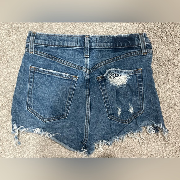 Abercrombie High Rise Mom Short - Picture 2 of 2